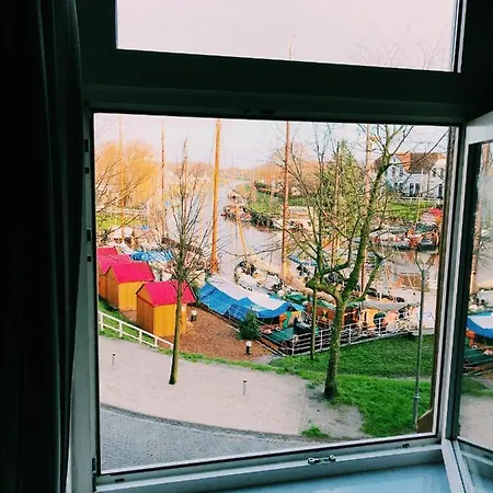 Gaestehaus Am Museumshafen *