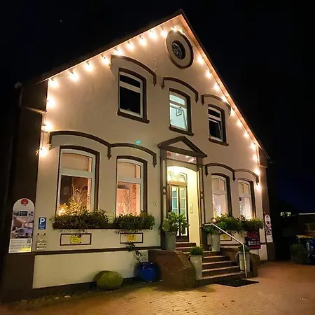 Apartment Gaestehaus Am Museumshafen Carolinensiel