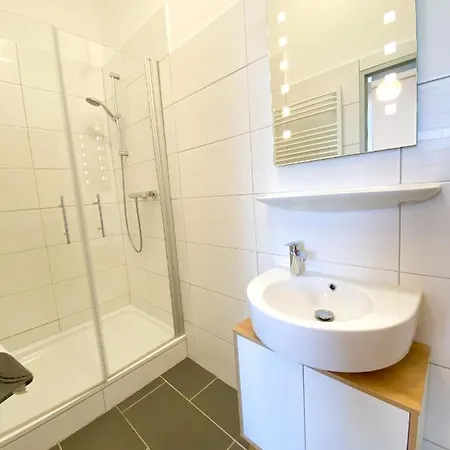 Gaestehaus Am Museumshafen Apartment *