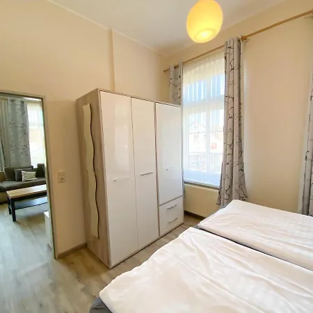 Apartment Gaestehaus Am Museumshafen *