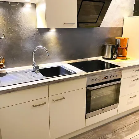 Gaestehaus Am Museumshafen Apartament *