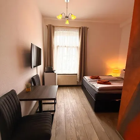 Gaestehaus Am Museumshafen *