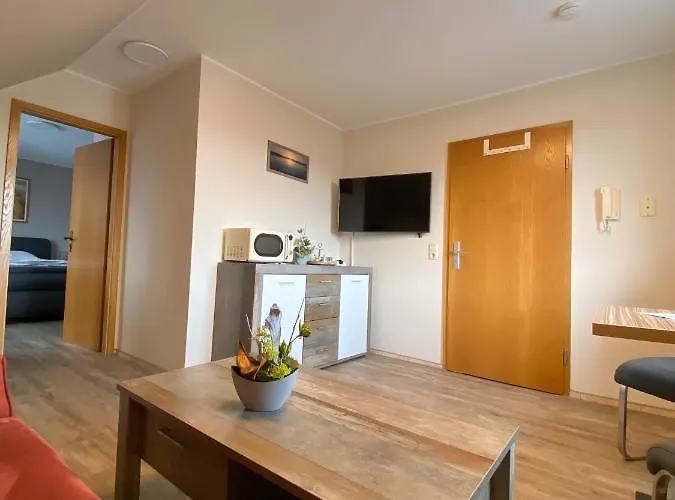 Apartamento Gaestehaus Am Museumshafen Carolinensiel